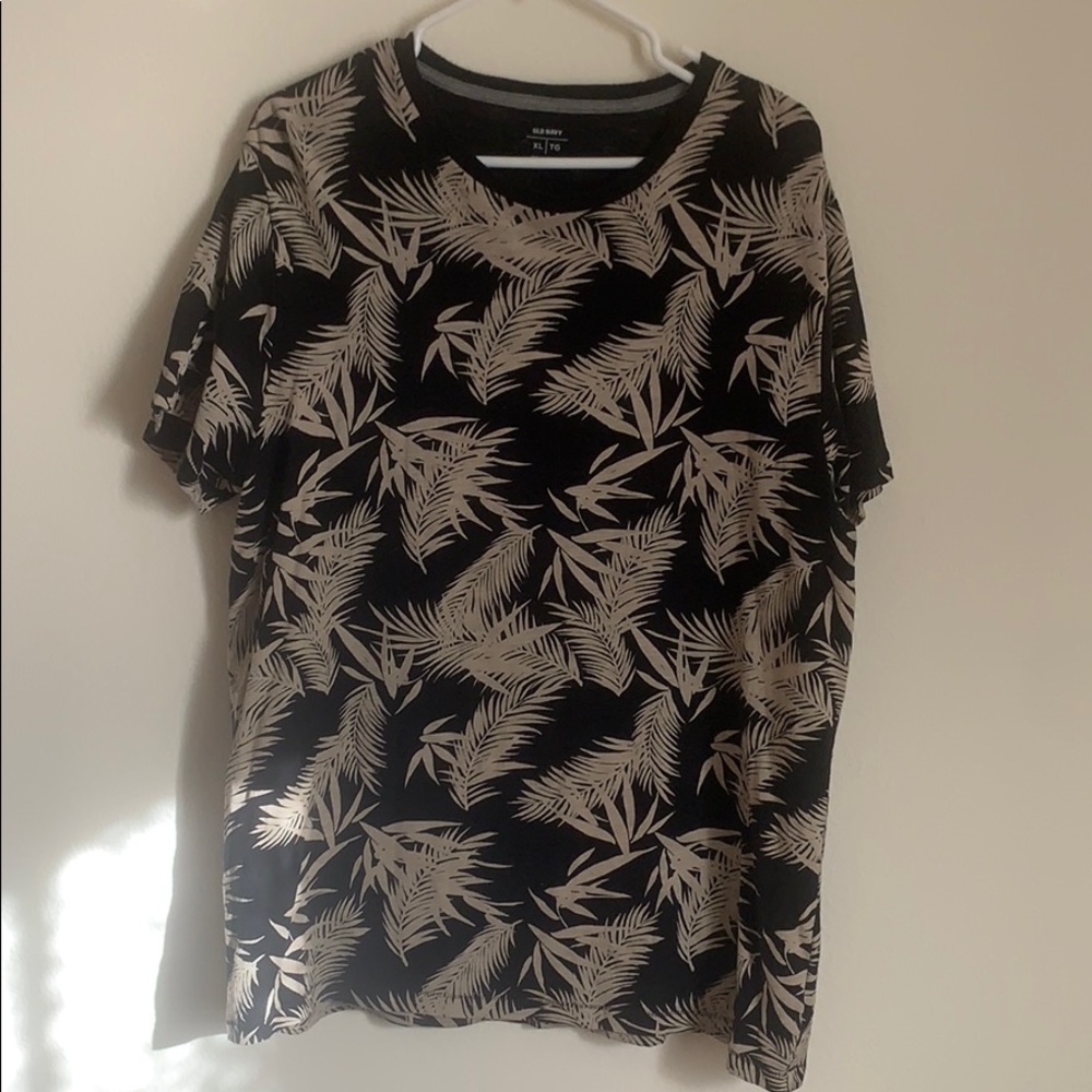 Men’s flower shirt